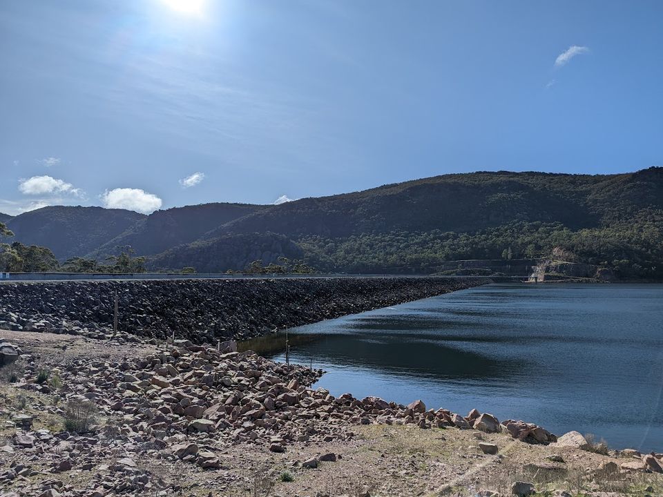 Lake Bellfield: Relax by the serene Lake Bellfield